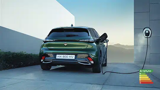 Peugeot 308 elettrica - Ponginibbi Piacenza